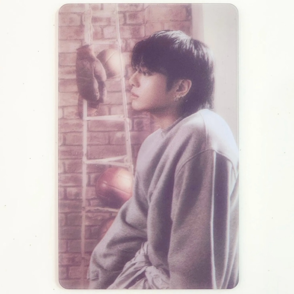 *RARE* Brand New Jungkook Golden Weverse Photocard